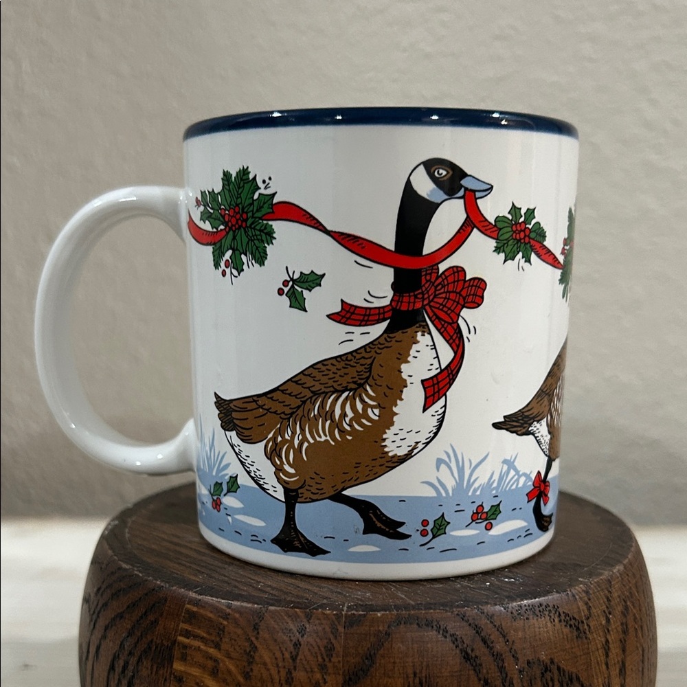 Potpourri Press- Vintage Christmas Geese Mug - Japan